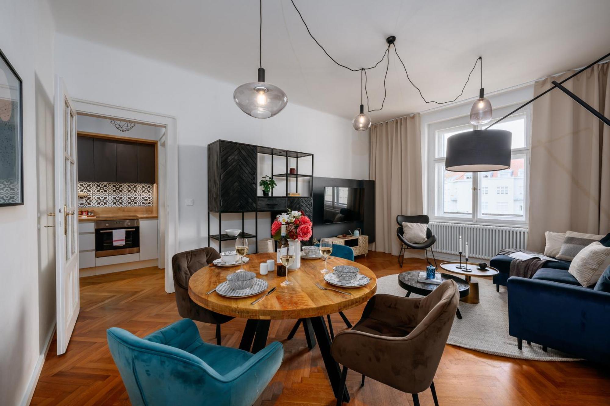 Days - 1bdr - Workspace - Near Castle Appartamento *